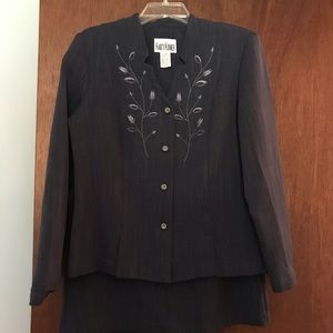 Kari’s Korner Gray jacket & skirt with elegant embroidery on jacket.